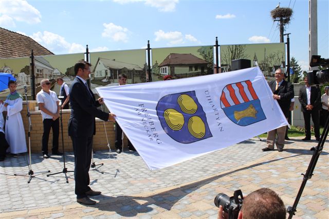 Testv&eacute;rv&aacute;rosi tal&aacute;lkoz&oacute;